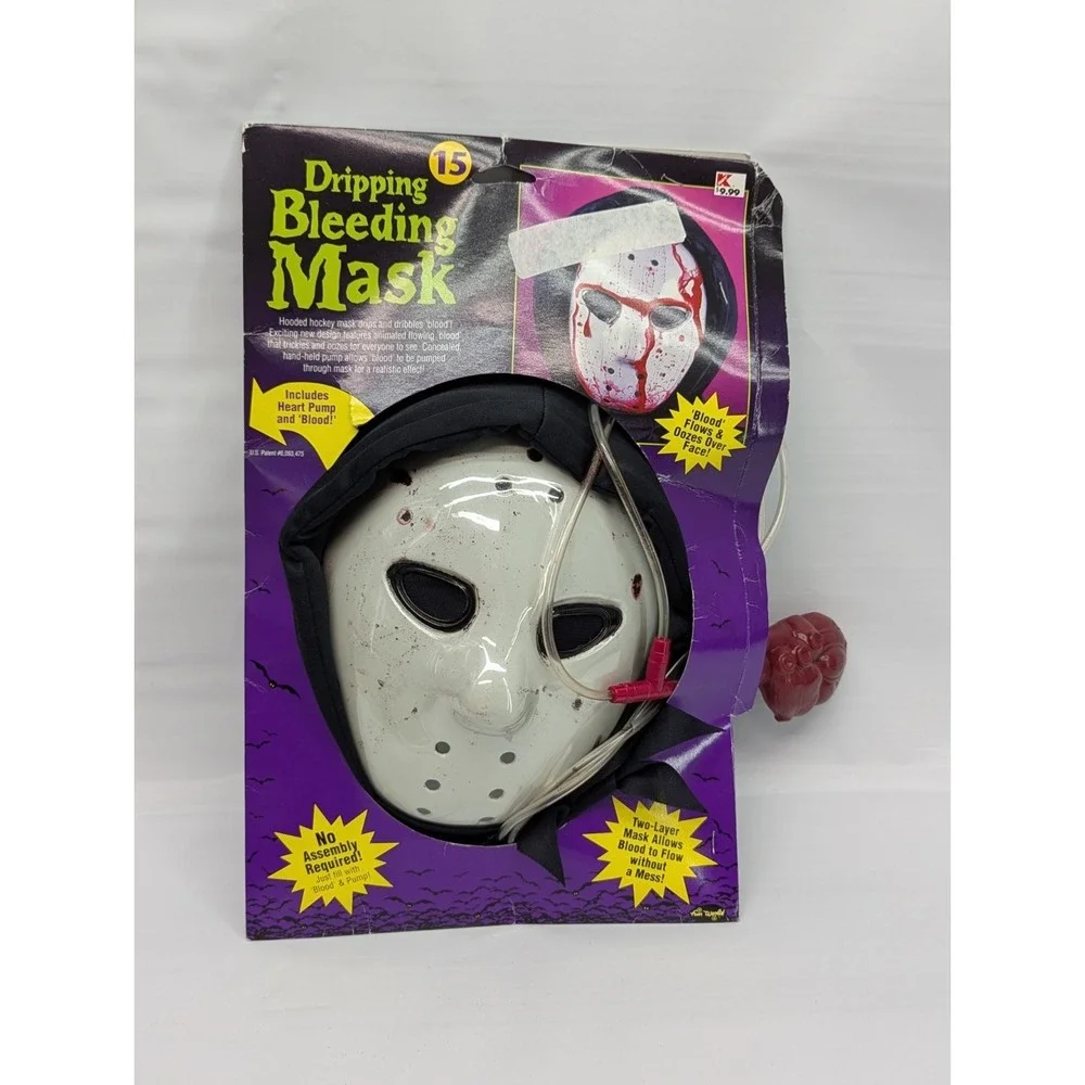 VTG Ski Hockey Mask Bleeding Dripping Blood Heart Pump Halloween Fun World 90s